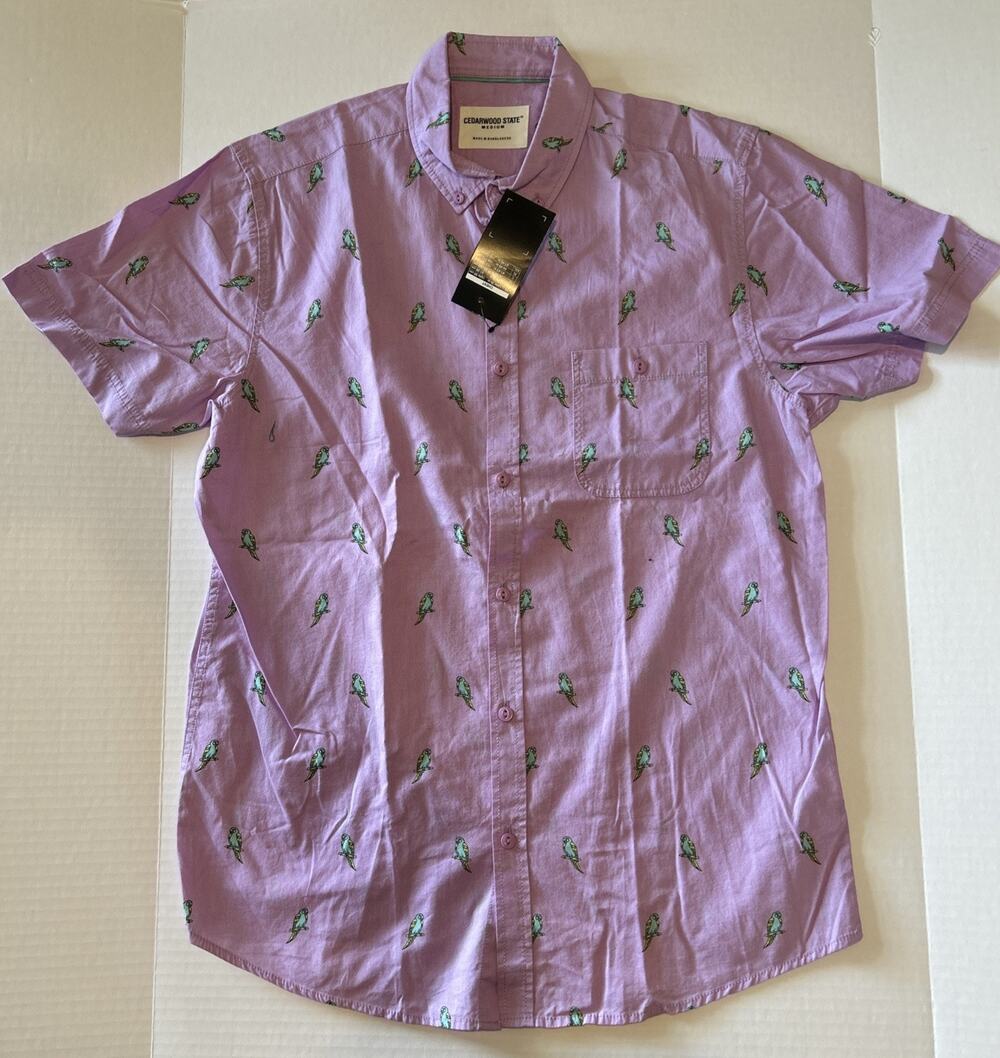 NWT- Mens Short Sleeve Shirt Cedar Wood State Size medium - purple with parrots